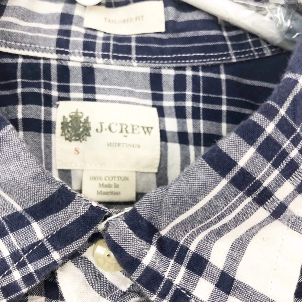 J. Crew Tailored Fit Button Down‎ Shirt Size Small